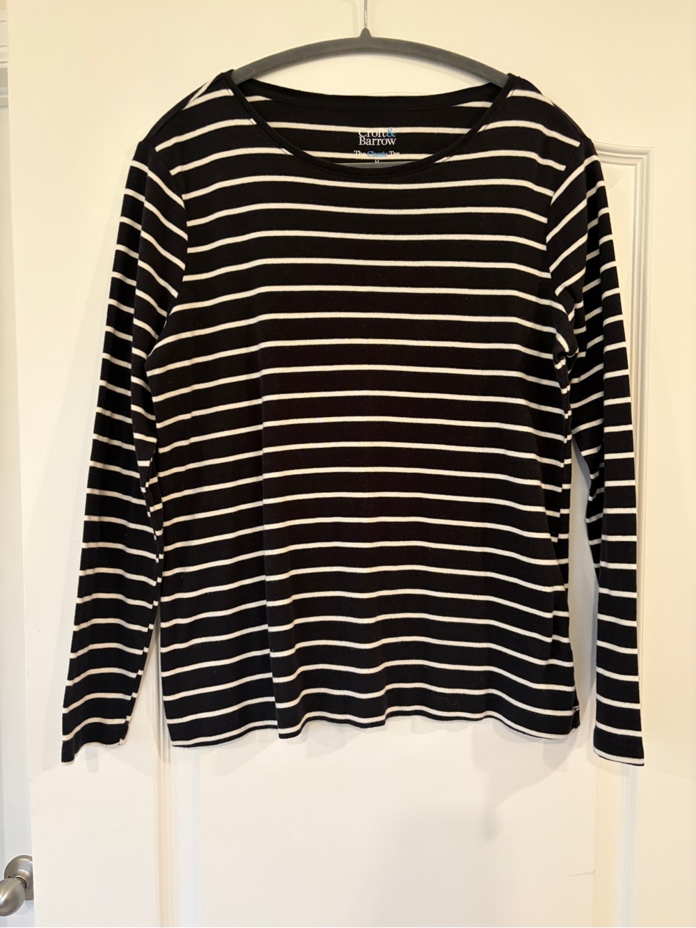 EUC Croft & Barrow Classic Tee Black White Striped Long Sleeve Top Size M